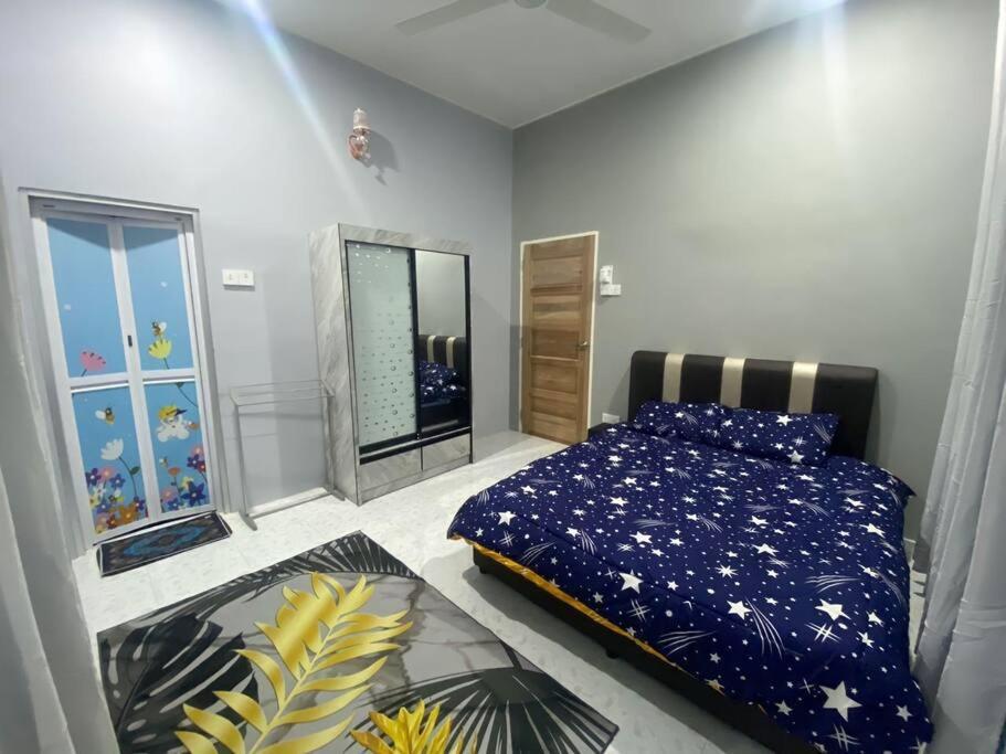 Homestay Kak Tiy กัวลาตรังกานู ภายนอก รูปภาพ