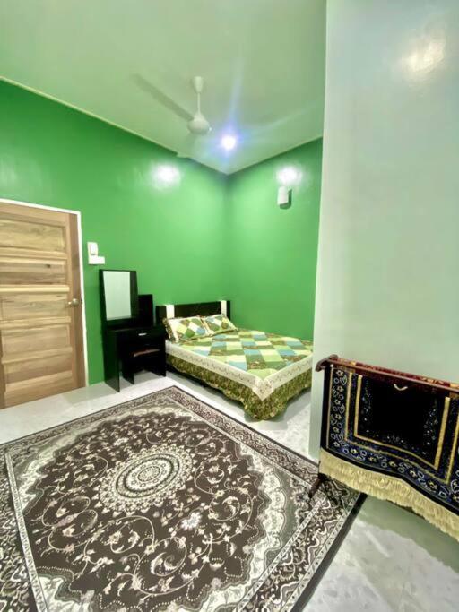 Homestay Kak Tiy กัวลาตรังกานู ภายนอก รูปภาพ