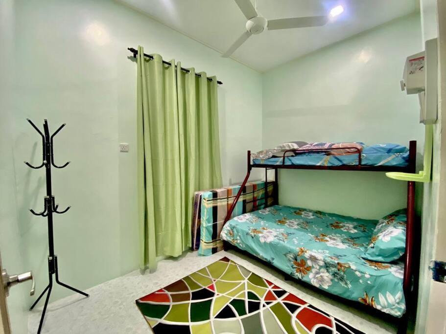 Homestay Kak Tiy กัวลาตรังกานู ภายนอก รูปภาพ