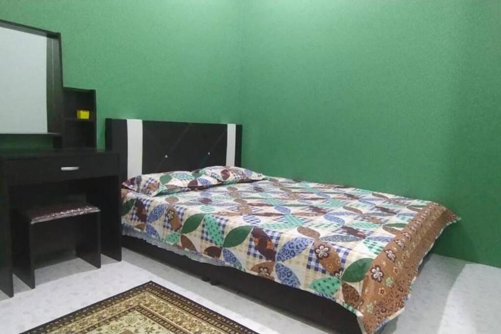 Homestay Kak Tiy กัวลาตรังกานู ภายนอก รูปภาพ